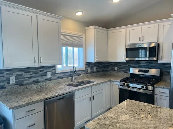 Golden Hatchet Roofing Remodeling & Siding LLC Picture 9