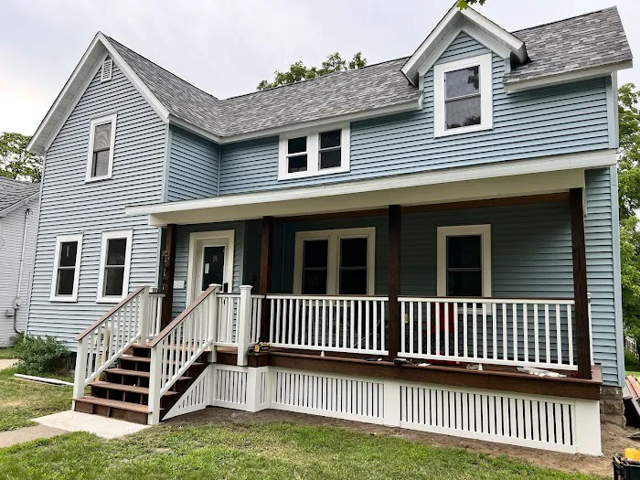 Roach Roofing Company Picture 2