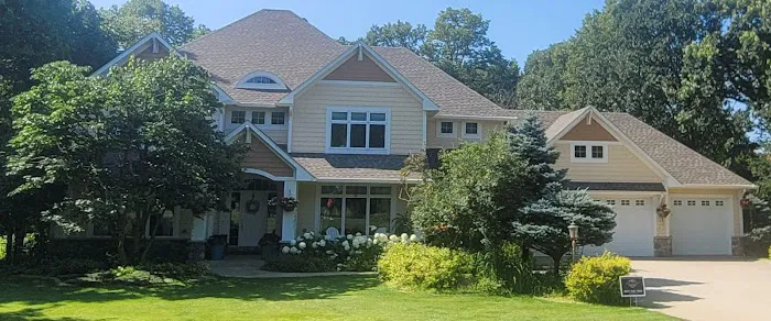 Built Strong Exteriors LLC Picture 3