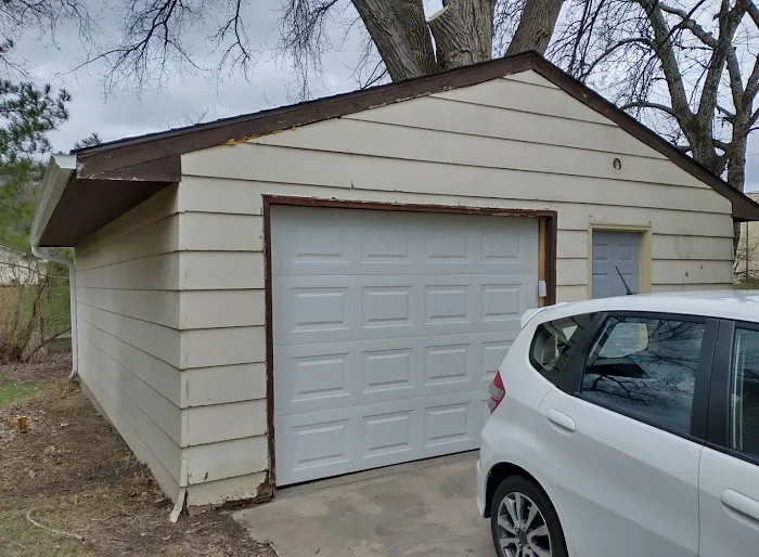 Boelter Window, Siding & Roofing Picture 1