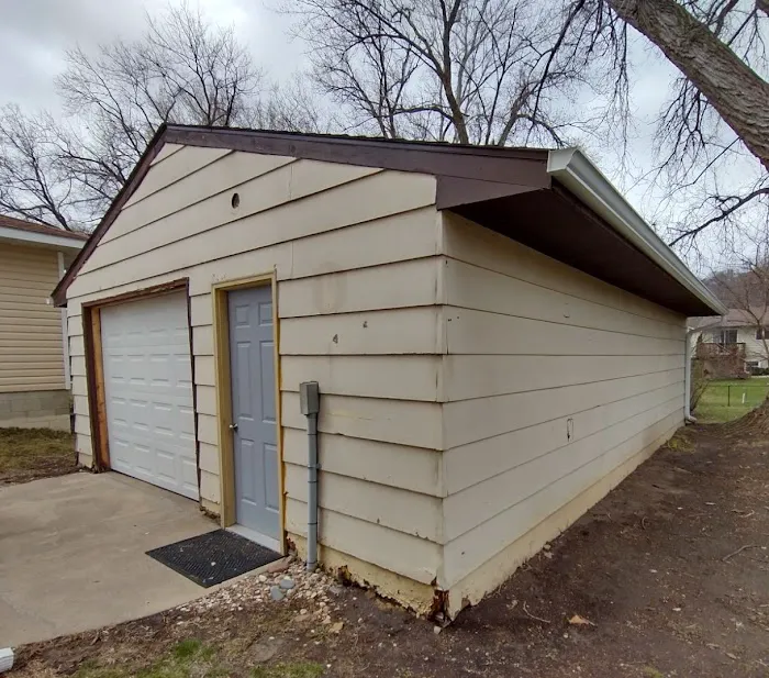 Boelter Window, Siding & Roofing Picture 2