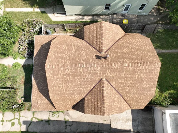 Bauer Roofing & Construction LLC Picture 8