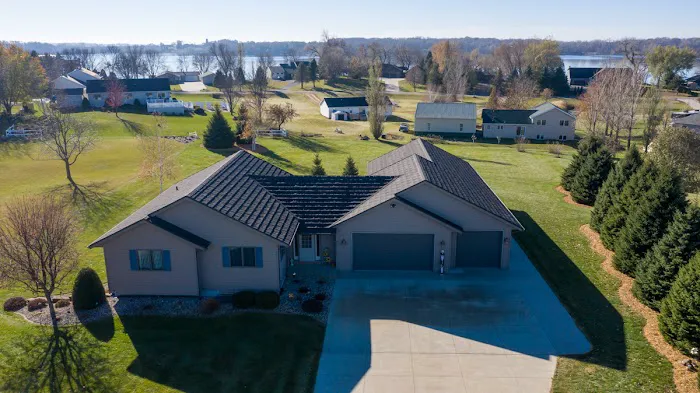 Heyn Brothers Roofing Picture 5