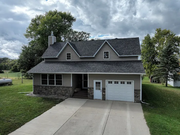 Young Construction Picture 1