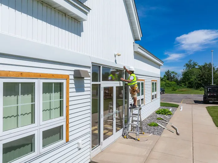 Exterior Pro Picture 7