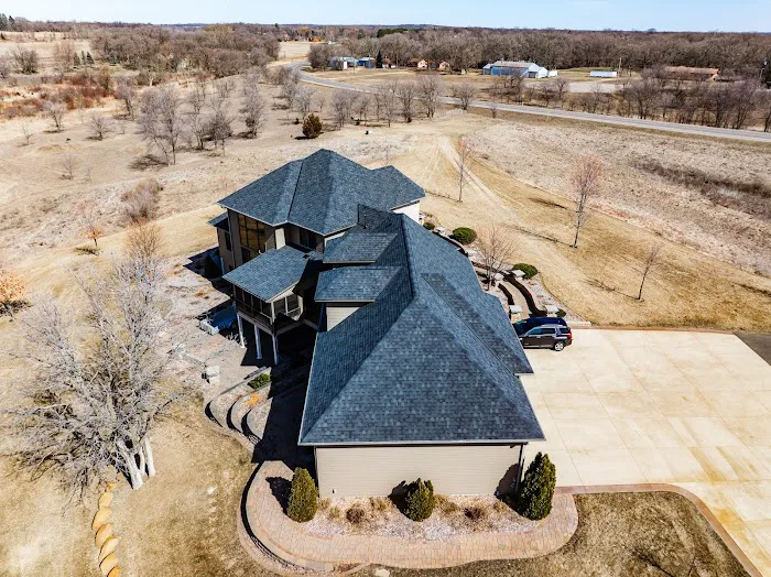 Exterior Pro Picture 10