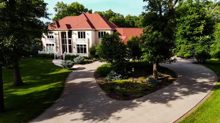 RidgeLine Roofing Picture 6