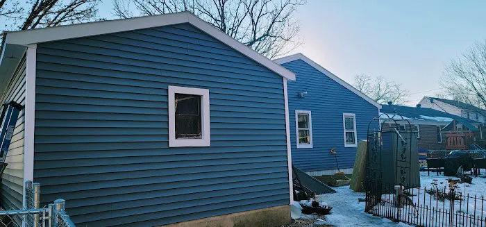 Anderson's Seamless Inc Picture 1