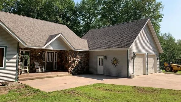 Superior roofing Picture 1