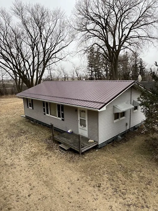 Town & Country Roofing LLC Picture 3