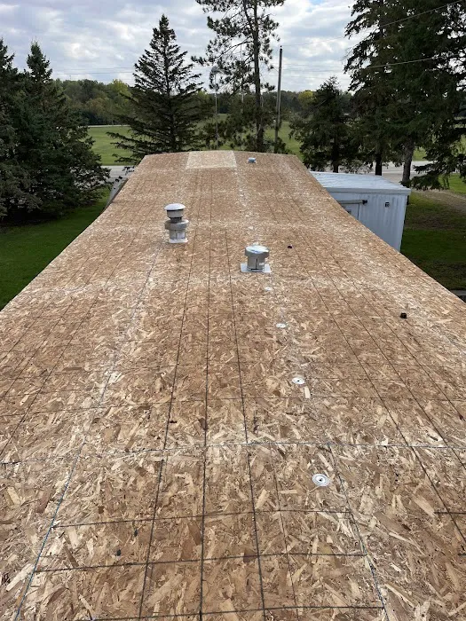 Town & Country Roofing LLC Picture 8