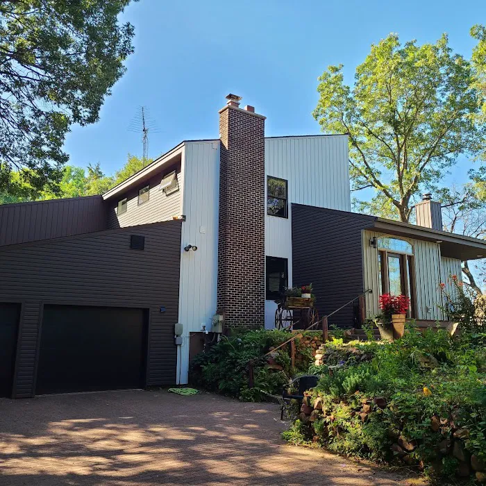 Snyder Exteriors LLC Picture 9