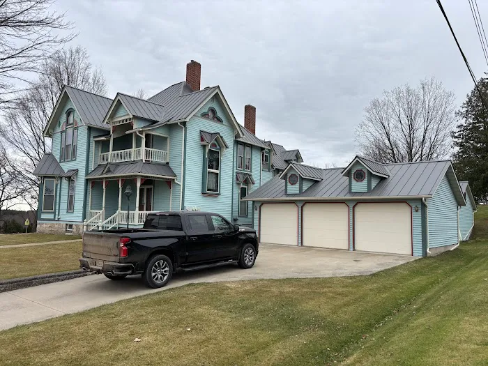 Rivers Edge Metal Roofing LLC Picture 1