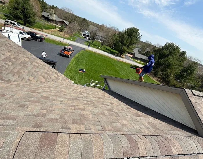 Vanguard Roofing & Siding Picture 10