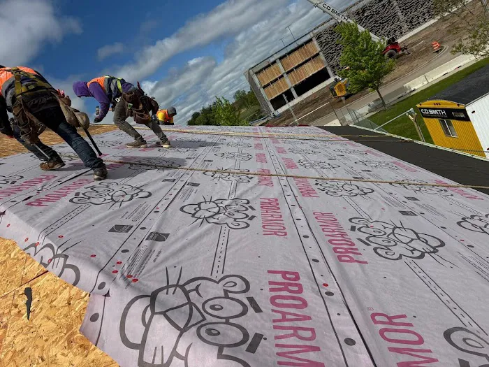 Vanguard Roofing & Siding Picture 3