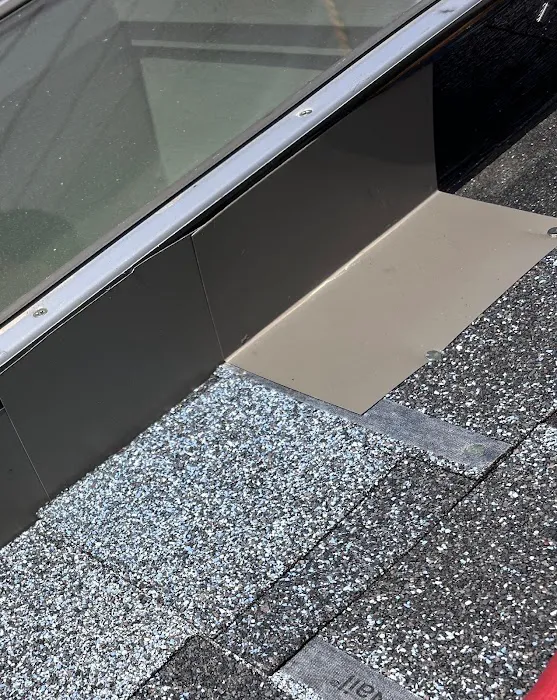 Vanguard Roofing & Siding Picture 7