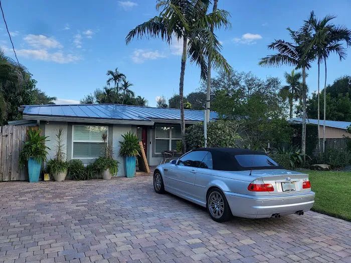 Kris Konstruction Quality Roofing and Solar Solutions Picture 3