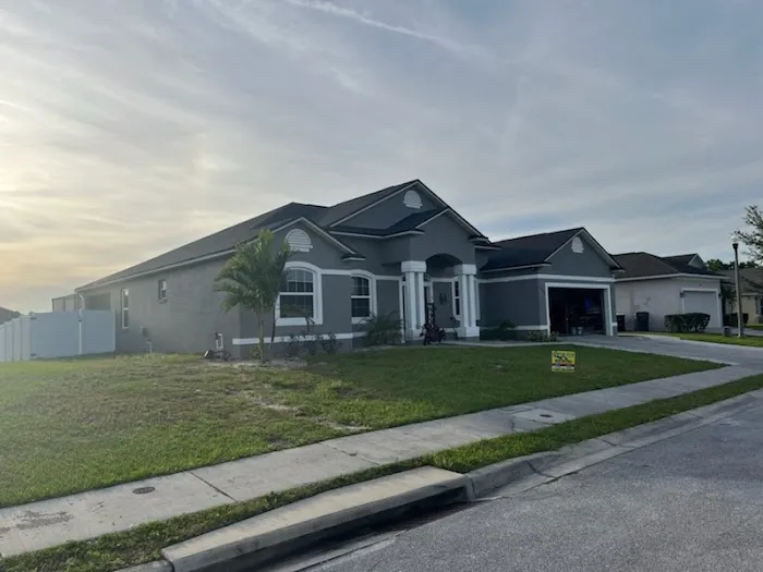 Tampa Roofing Contractors, Five Star Roofing and Construction, Asphalt Shingles and Roof Repair Picture 1