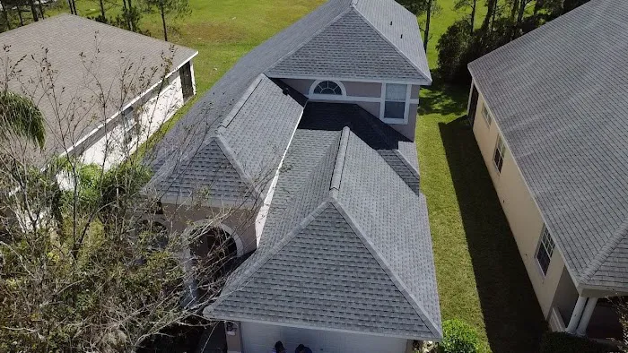 SouthShore Roofing & Exteriors Picture 2