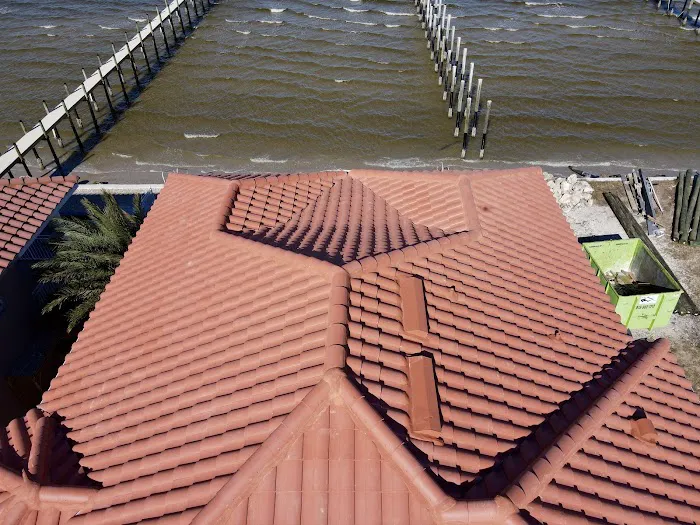 SouthShore Roofing & Exteriors Picture 3