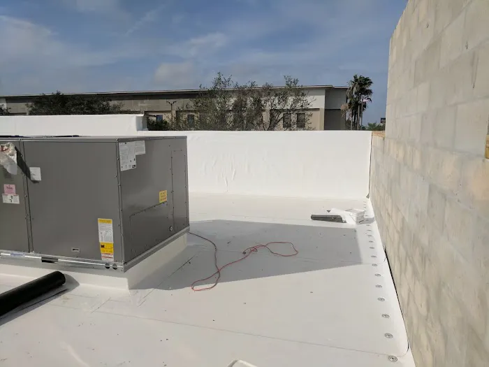 H&R Roofing, Inc Picture 4