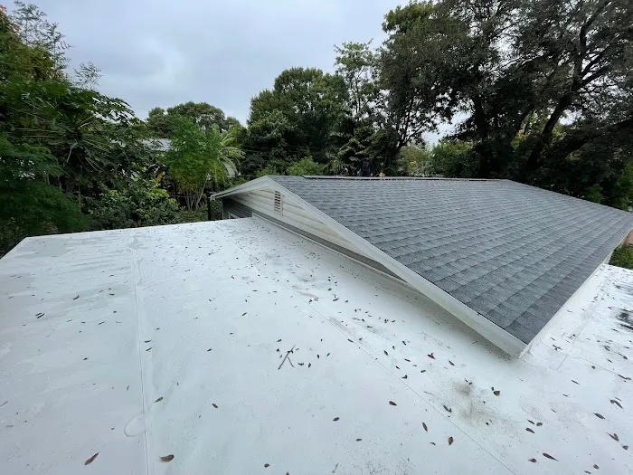 Advantage Roofing and Construction, LLC Picture 1