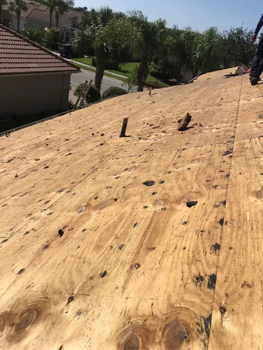 Universal Contracting - Roofing Division Picture 1