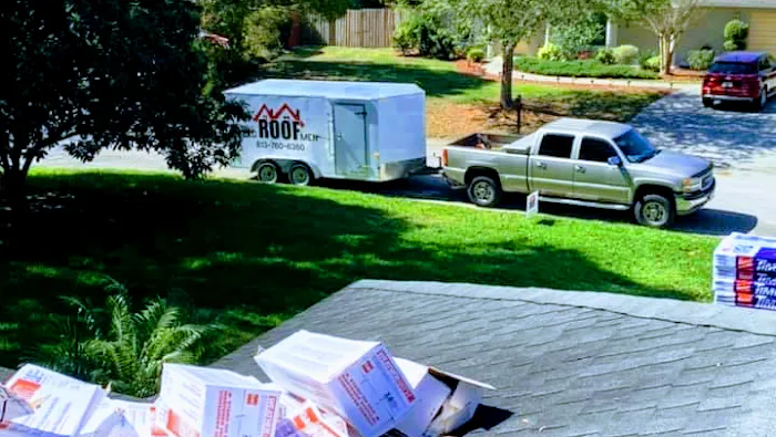 Red Roof Men Picture 6