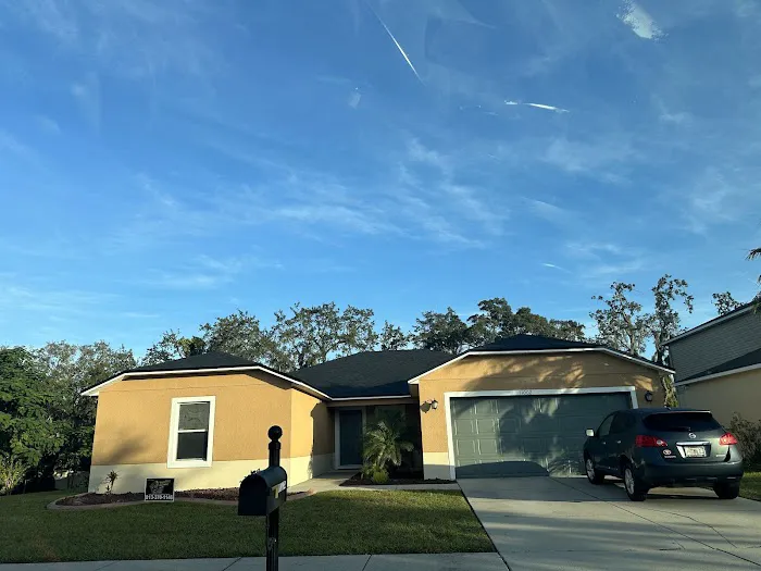 Chelle Roofing Picture 2