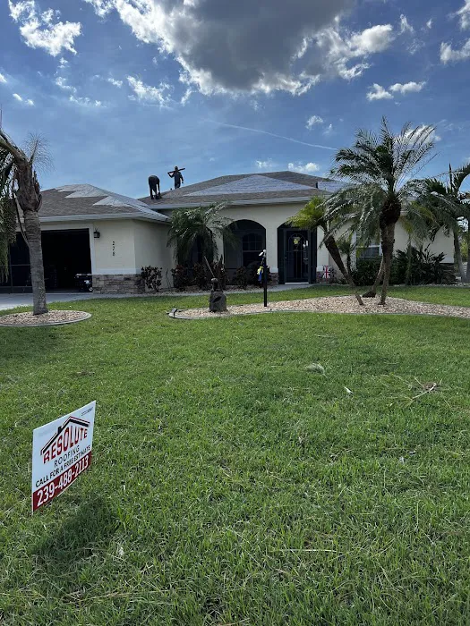 Resolute Roofing LLC Picture 1