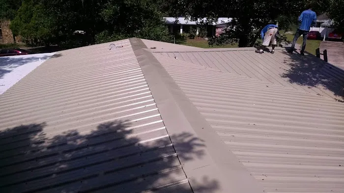 K & L Roofing Picture 3