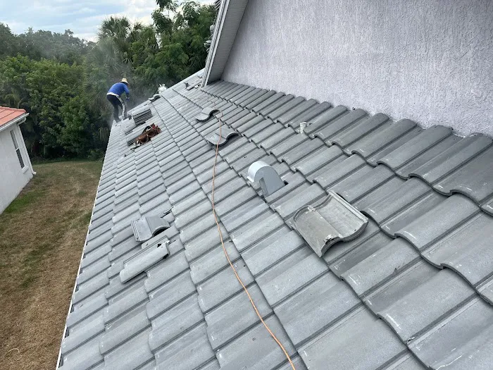 Castlebrook Restoration & Roofing LLC Picture 9