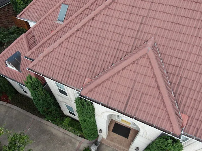 Extra Mile Roofing LLC Picture 5