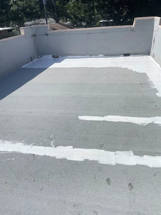 Extra Mile Roofing LLC Picture 2