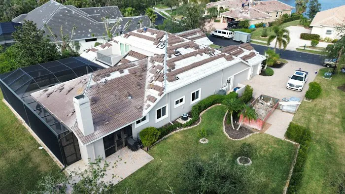 Alligator Roofing & Gutters Picture 3