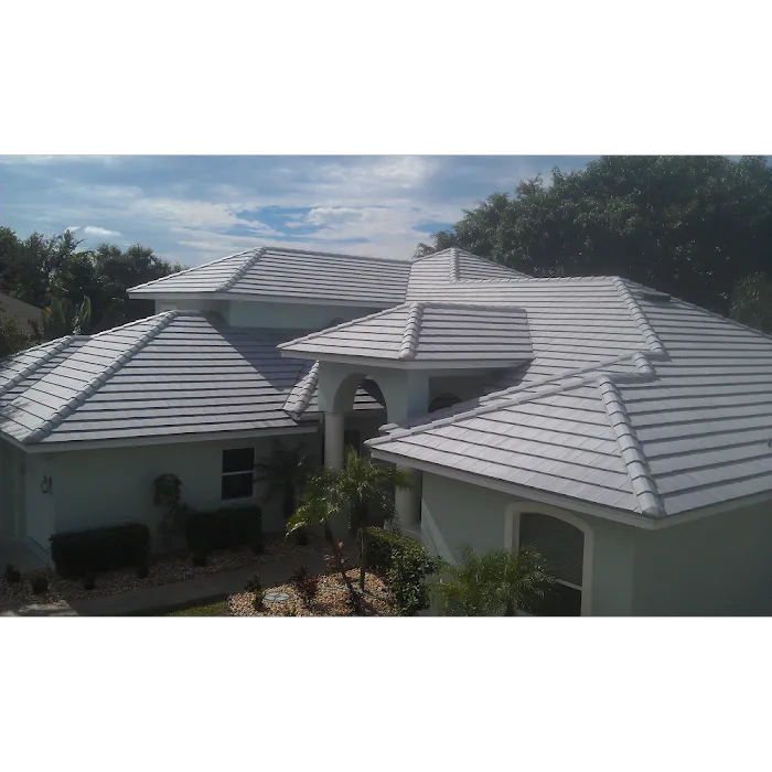 Bisson Roofing Inc Picture 10