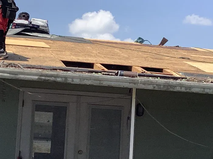 Pro Roofing Services Picture 5