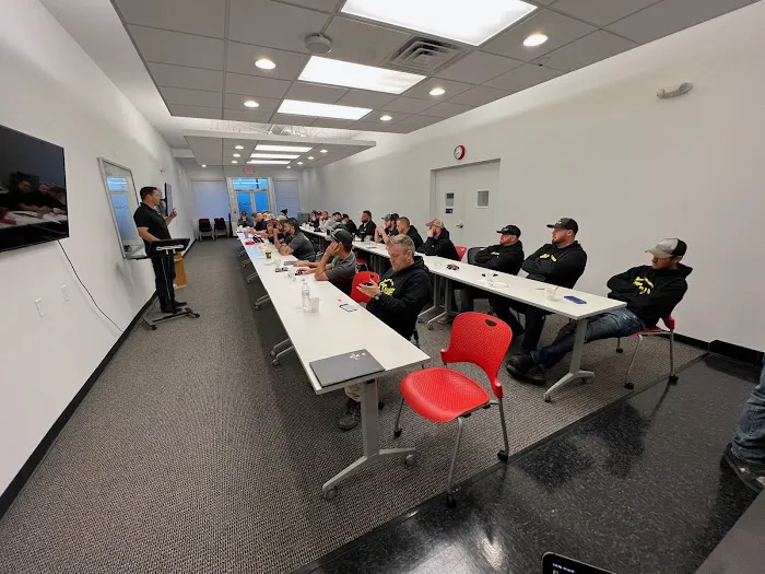 True Roofers Picture 9