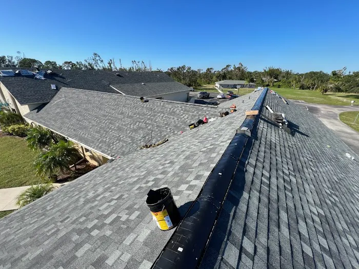 True Roofers Picture 10