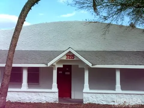 White Peterman Roofing Picture 1