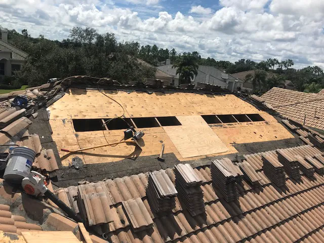 Mid-Coast Roofing Picture 8