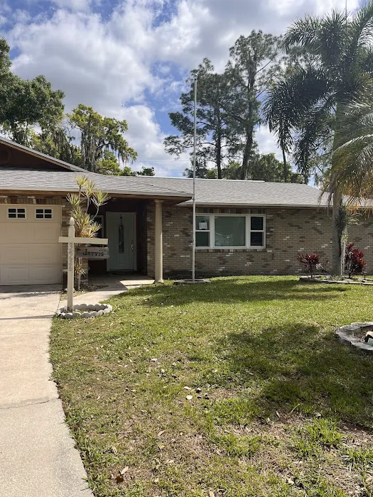 W.D. Hutchinson Roofing LLC Picture 6