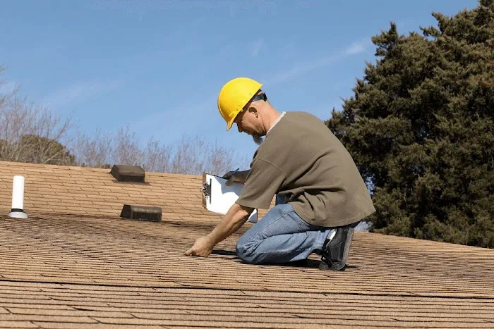 W.D. Hutchinson Roofing LLC Picture 5