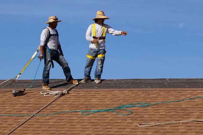 AKVM Roofing Company Picture 4