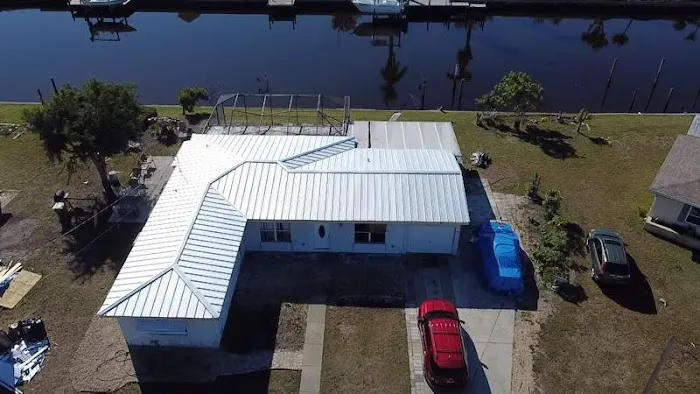 AKM Roofing Contractors Picture 10