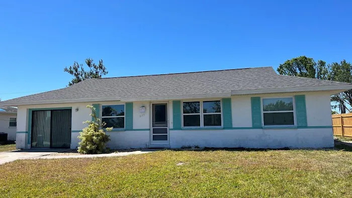 AKM Roofing Contractors Picture 5