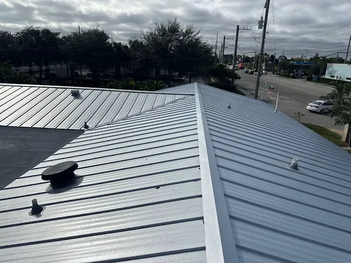 Dream Team Roofing Picture 3