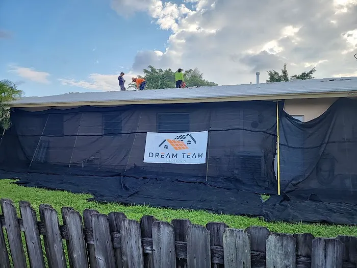 Dream Team Roofing Picture 2