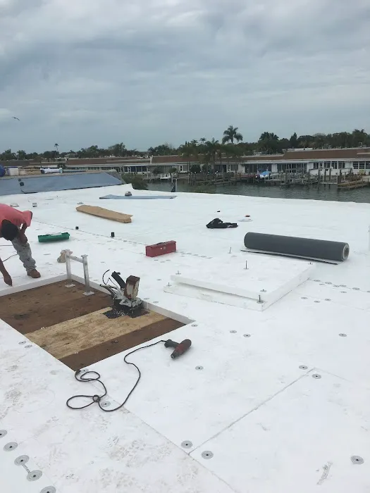 Sander and Sons Roofing Picture 2