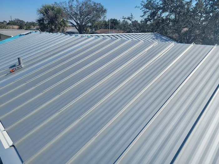 Hall Bros Roofing and Construction Picture 4